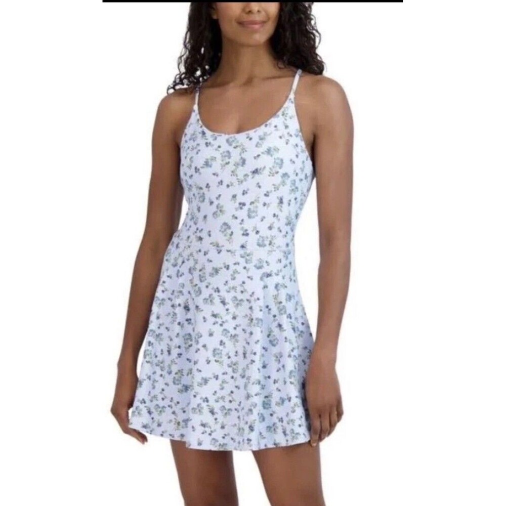 Sage Collective Size Small Light Blue Floral Racerback Fit & Flare Active Dress
